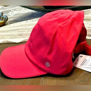 BRAND NEW Lululemon Fast and Free Running Hat. Size S/M
PRICE FIRM